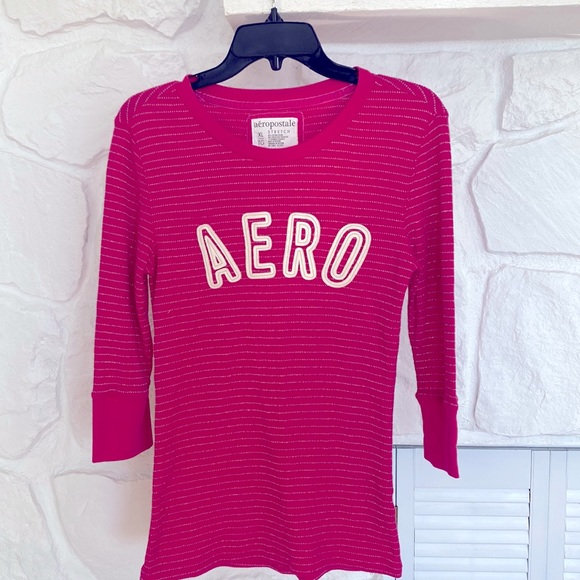 Aeropostale Tops - Aeropostale Stretch XL Juniors Hot Pink and silver striped 3/4 sleeve W/ AERO